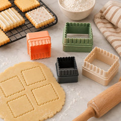 Sunbakery PD-3302 - Vierkante Koekjesvorm Set – Bakvormen voor Koekjes & Fondant – Peach & Antraciet - Set van 4