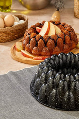 Polochef PDK-126 - Prizma Gietaluminium Cakevorm 26 cm – Zwarte Graniet Anti-aanbaklaag – Tulbandvorm – Bakvorm