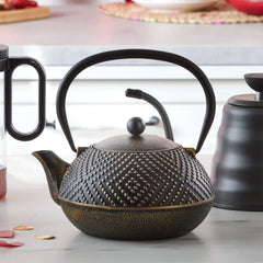 Karaca Dark Gold - Gietijzeren Theepot - 900 ml - Inductie Geschikt - Zwart/Goud - Cast Iron Theepot