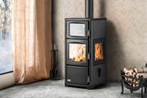 TKS-19 Houtkachel – 12 kW – 10 kg Inhoud – Ø150 mm Rookgasafvoer – 78,69% Rendement – 160 kg (+ 8 kg Ventilator)