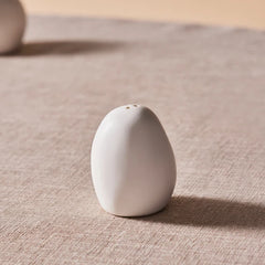Karaca Earth Collection New Galactic Zoutvaatje 7 cm - Reactive Glaze - Stoneware - Wit - zout
