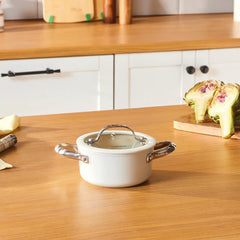 Karaca Swiss Crystal - Kookpan Casserole met Deksel – 14 cm – Almond Cream – Inductie Geschikt – RVS Handgreep