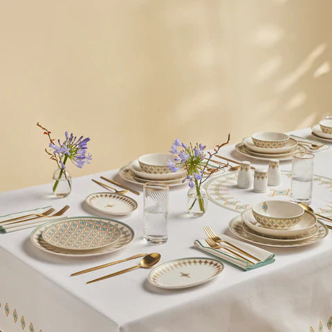Karaca Forever Dorothy - 53-Delig Servies – 12 Persoons – New Bone Serviesset – Dinerborden Kommen Dessertborden