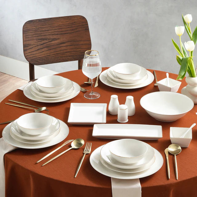 Karaca Donatella - 70-Delige Serviesset voor 12 Personen – Wit/Goud – Luxe New Bone Dinerservies met Soepterrine en Serveerschalen