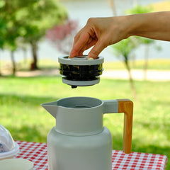 Karaca Corelock - RVS GrijzeThermoskan 1,6 Liter – Dubbelwandige Isolatiefles