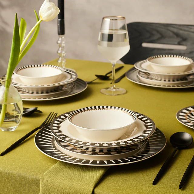 Karaca Elegance Bone Helsinki Serviesset – 24-Delig – 6 Personen – Luxe Porseleinen Servies