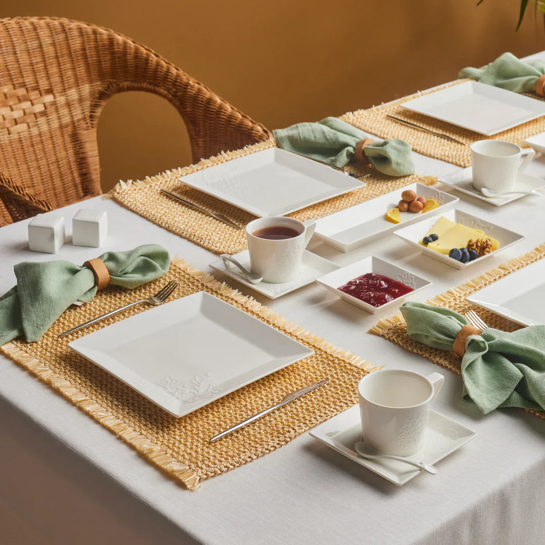 Karaca Trend Emboss 32-delige Ontbijtset – Vierkant – Servies voor 6 Personen – Wit Reliëf Design