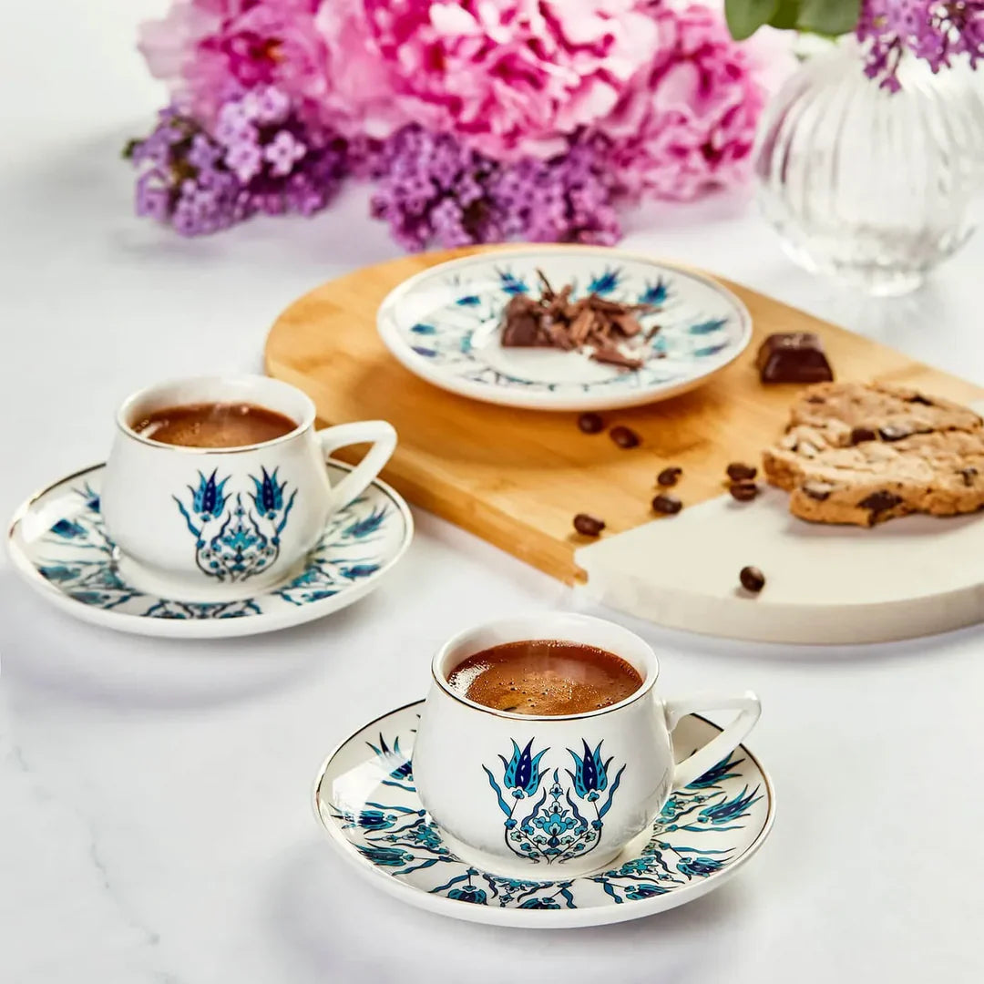 KARACA - Iznik - Koffieset - Koffieservies voor 6 personen. 90 ml. 6 espressokopjes en 6 schoteltjes. robuuste mok. traditionele Turkse koffiekopjes. cappuccino koffieset. porselein presentatie