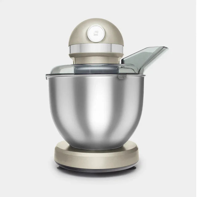 Karaca Mastermaid Chef Pro Dubbelarmige Keukenchef 1500W Zachte Room. Glanzende Room. 1500W. 5 L Mixer. Keukenmachine. Snelheidsinstelling. Deeghaak. Kloppen. Kneden en mengen