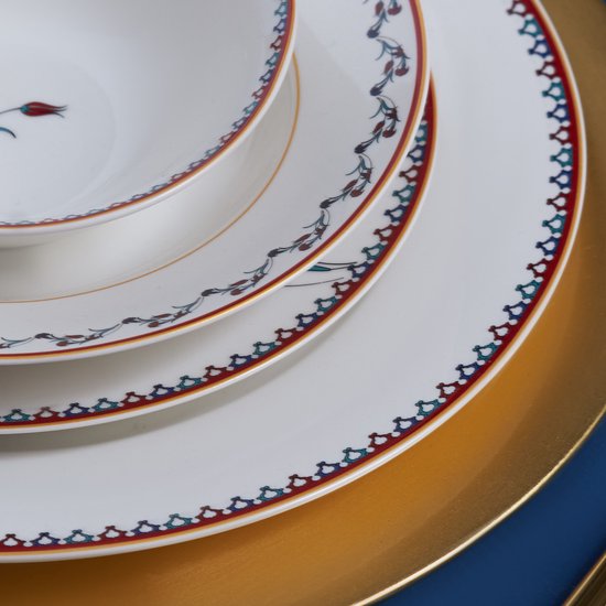Karaca Nakkas - 24-delige Porseleinen Serviesset - 6 Persoons – Uniek Design – Porselein