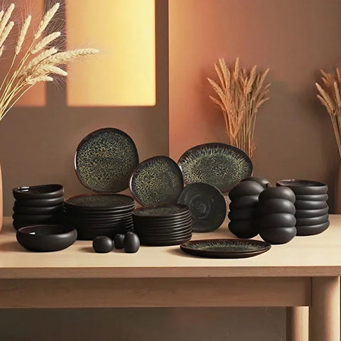 Karaca Earth Collection Galactic - 55-teiliges Essgeschirrset für 12 Personen – Schwarz