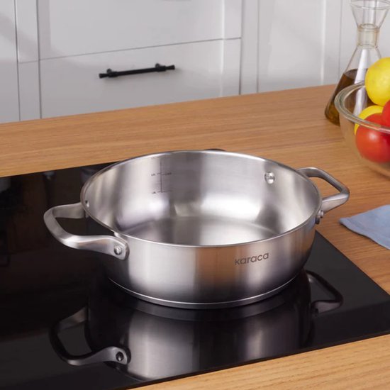 Karaca Elite - RVS Inductie Lage Casserole met Deksel – 24 cm – Zilver – Geschikt voor Inductie
