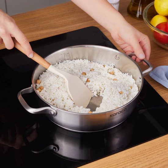 Karaca Elite - RVS Inductie Lage Kookpan met Deksel – 26 cm – Zilver – Geschikt voor Inductie – Duurzaam Roestvrij Staal